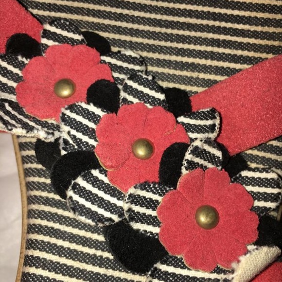 Island slippers - Picture 3 of 3